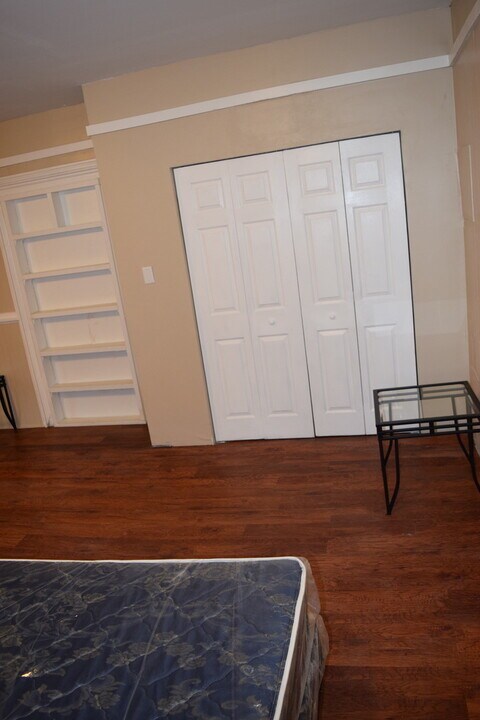 8 Edwards St-Unit -1-1 in Binghamton, NY - Building Photo