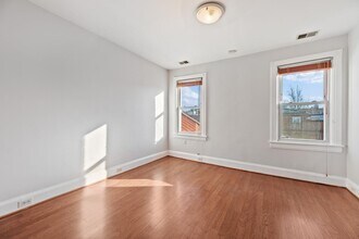 2018 R St NW in Washington, DC - Foto de edificio - Building Photo