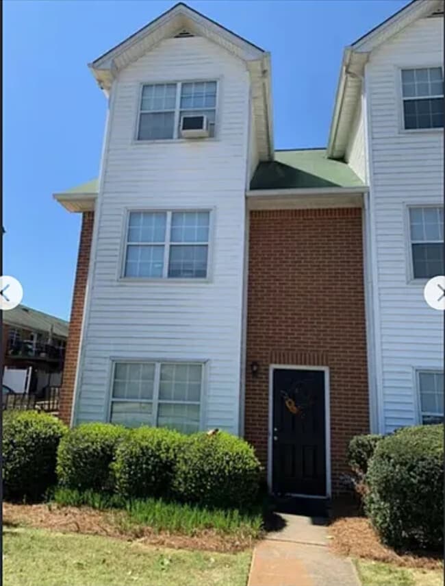 property at 2165 S Milledge Ave