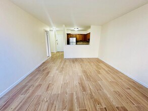 34 E 32ND St-Unit -A6 in Bayonne, NJ - Building Photo - Building Photo