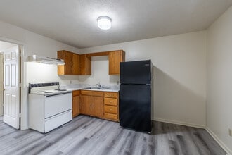 Morrow Rentals in Richmond, KY - Foto de edificio - Interior Photo