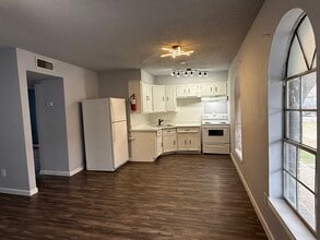 2215 N 23rd St in McAllen, TX - Building Photo - Building Photo
