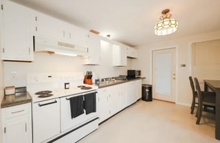 21 Orchard Ter, Unit 2 in Salem, NH - Building Photo - Building Photo