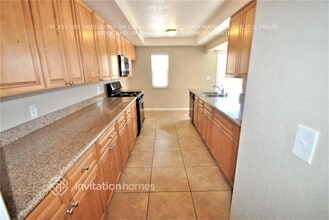 433 W Etiwanda Ave in Rialto, CA - Building Photo - Building Photo