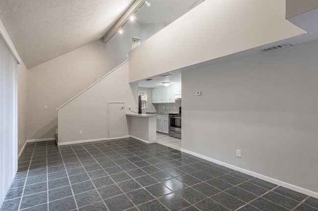 26620 Primrose Ct in Pointblank, TX - Building Photo - Building Photo