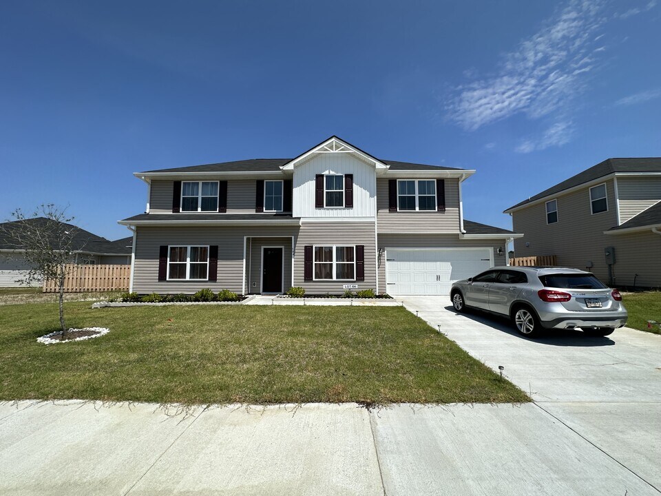 544 Abode Ave in Hinesville, GA - Building Photo