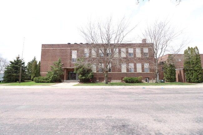 Frost in Frost, MN - Foto de edificio - Building Photo