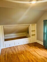 304 N Rogers St in Abilene, KS - Building Photo - Building Photo