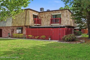 48 Piney Branch Way in West Melbourne, FL - Building Photo
