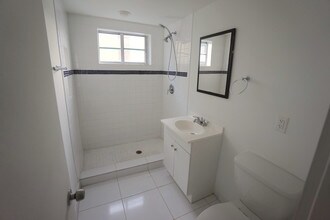 7930-7950 Tatum Waterway Dr in Miami Beach, FL - Building Photo - Building Photo