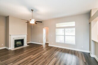 9461 Maidstone Mill Dr E in Jacksonville, FL - Building Photo - Building Photo