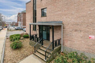 154 High St in Medford, MA - Building Photo - Building Photo