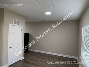 1422 Joy Wy in Winston-Salem, NC - Building Photo - Building Photo
