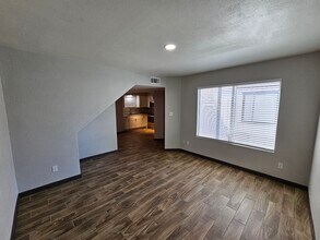 1766 E Pepper Cir, Unit 2 in Mesa, AZ - Building Photo - Building Photo