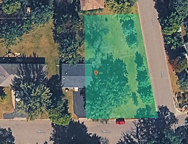 property at 931 38th Ln