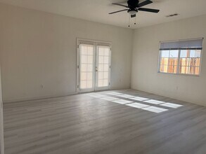 8160 Kalmia Ave in California City, CA - Building Photo - Building Photo