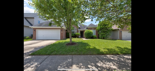 property at 752 Maidencane Dr
