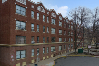 Van Wagenen I in Jersey City, NJ - Building Photo - Building Photo