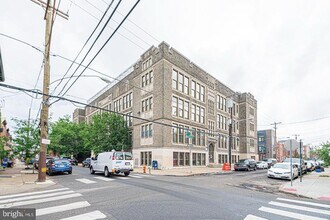 1300 S 19th St in Philadelphia, PA - Building Photo - Building Photo