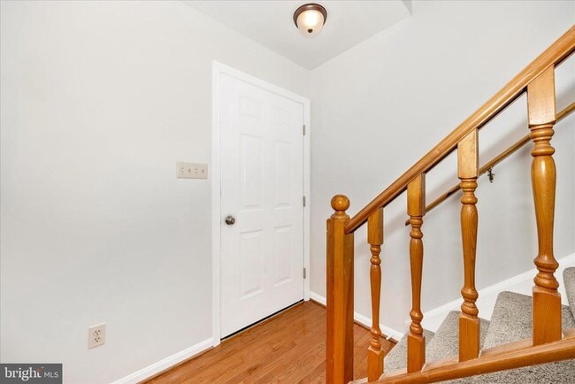 1552 Crest View Ave in Hagerstown, MD - Building Photo - Building Photo