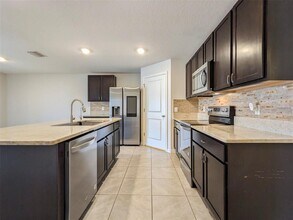 4128 Silver Strand Trl in Palmetto, FL - Building Photo - Building Photo