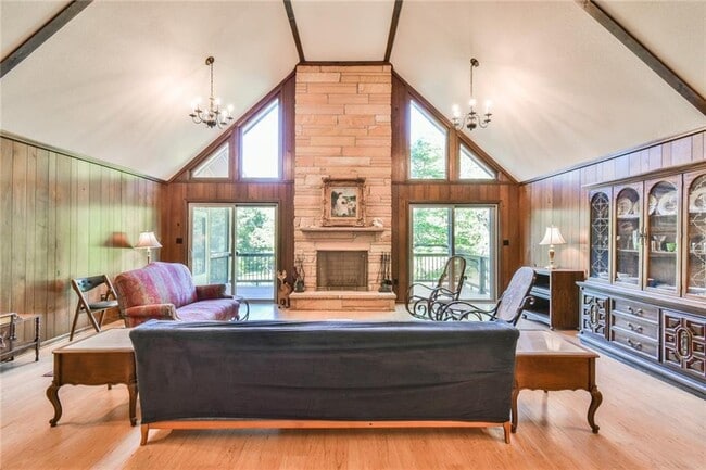property at 935 Powderbag Creek Rd