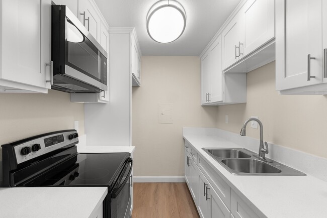 MAGNOLIA WEST APARTMENTS- RIVERSIDE, CA