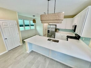708 S 6th St in Fernandina Beach, FL - Building Photo - Building Photo