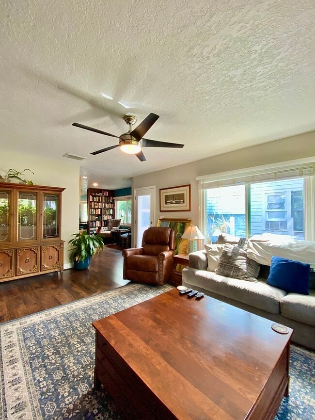 2831 2nd Ave S in St. Petersburg, FL - Building Photo - Building Photo