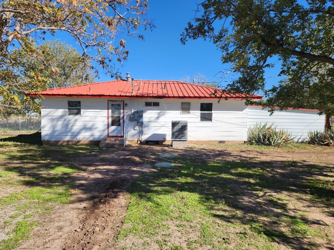 5900 S Sunset Ave in Roswell, NM - Building Photo - Building Photo