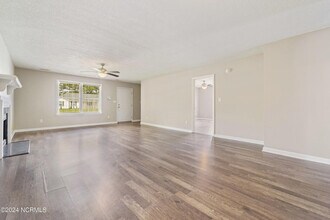 208 Quarter Horse Ln in Jacksonville, NC - Building Photo - Building Photo