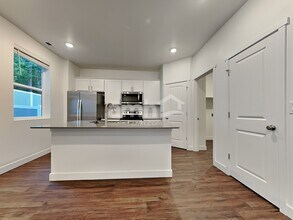 8037 Dagny St SW in Olympia, WA - Building Photo - Building Photo