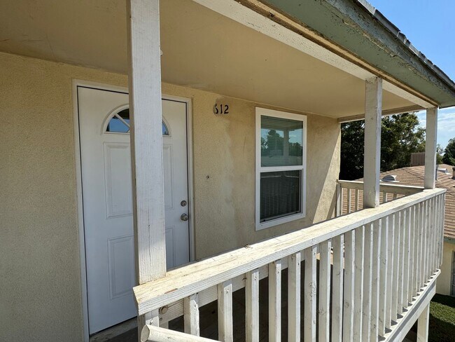606 Quincy St in Bakersfield, CA - Building Photo - Building Photo