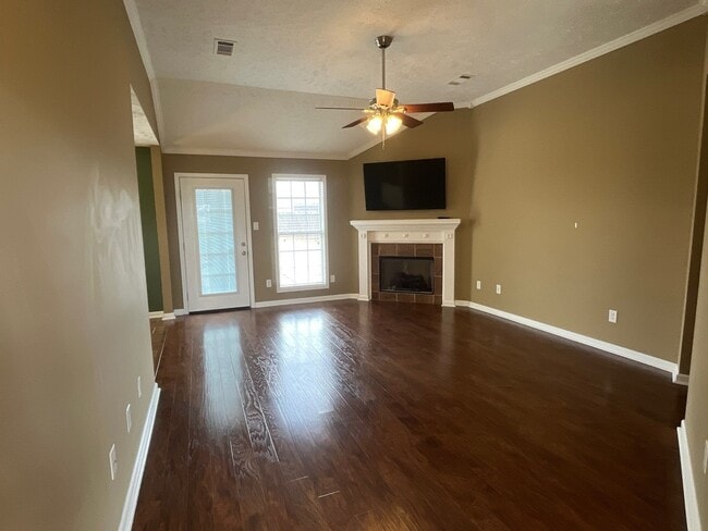 612 Gettysburg Dr in Jackson, TN - Foto de edificio - Building Photo