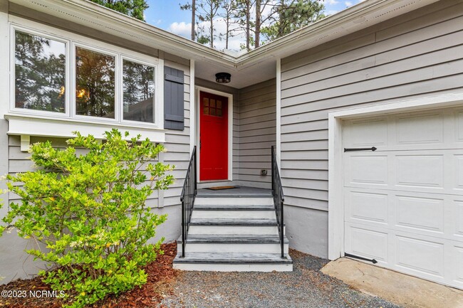 155 Lake Hills Rd in Pinehurst, NC - Building Photo - Building Photo