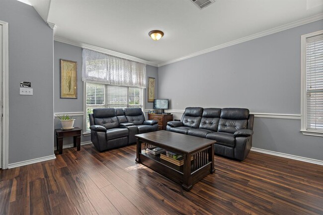 123 Justin Leonard Dr in Round Rock, TX - Foto de edificio - Building Photo