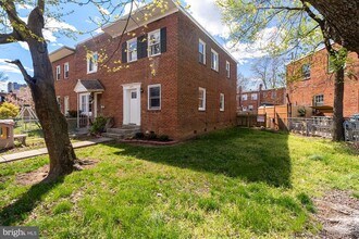 3724 Mark Dr in Alexandria, VA - Building Photo - Building Photo