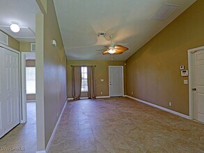 325 NE 30th Terrace in Cape Coral, FL - Building Photo - Building Photo