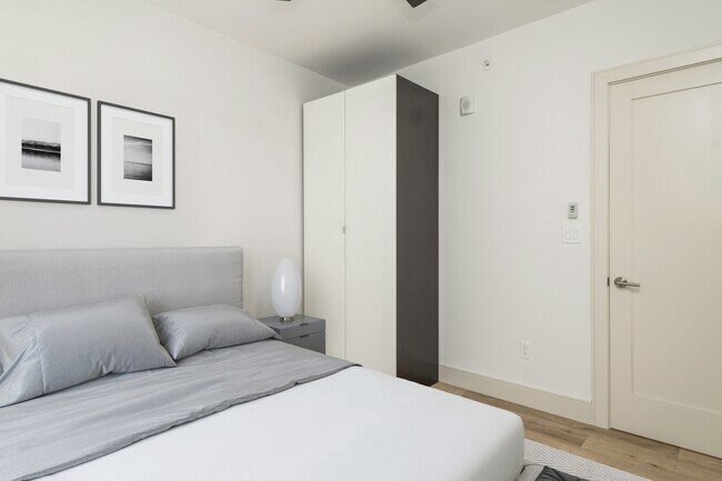240 Parker Hill Ave, Unit 1 in Boston, MA - Foto de edificio - Building Photo