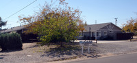 14005 Spruce St in Hesperia, CA - Building Photo - Building Photo