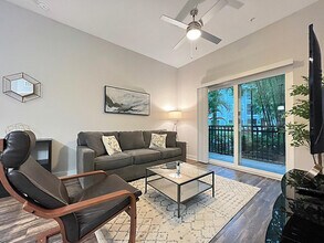 2615 N Grady Ave in Tampa, FL - Building Photo - Building Photo