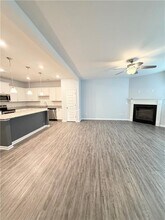 247 Centennial Cir in Canton, GA - Foto de edificio - Building Photo