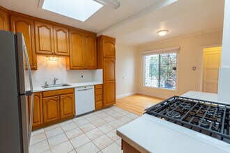 219 St Charles Ave in San Francisco, CA - Building Photo - Building Photo