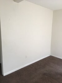 354 Ogden St, Unit 2 rear photo'