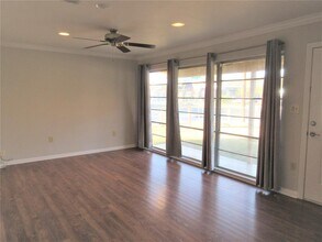 2609 Hancock Dr in Austin, TX - Building Photo - Building Photo