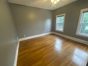 28 Hall Pl in Quincy, MA - Building Photo - Building Photo
