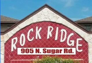 Rock Ridge in Edinburg, TX - Foto de edificio - Building Photo