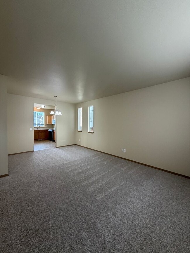 843 Gina Ct SE in Olympia, WA - Building Photo - Building Photo