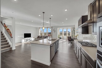 2111 Schmitt Cir in Algonquin, IL - Building Photo - Building Photo