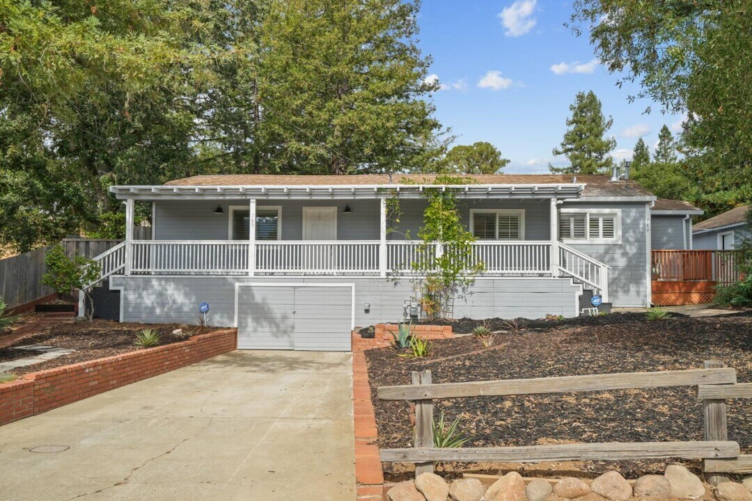 789 Cañada Rd in Woodside, CA - Building Photo